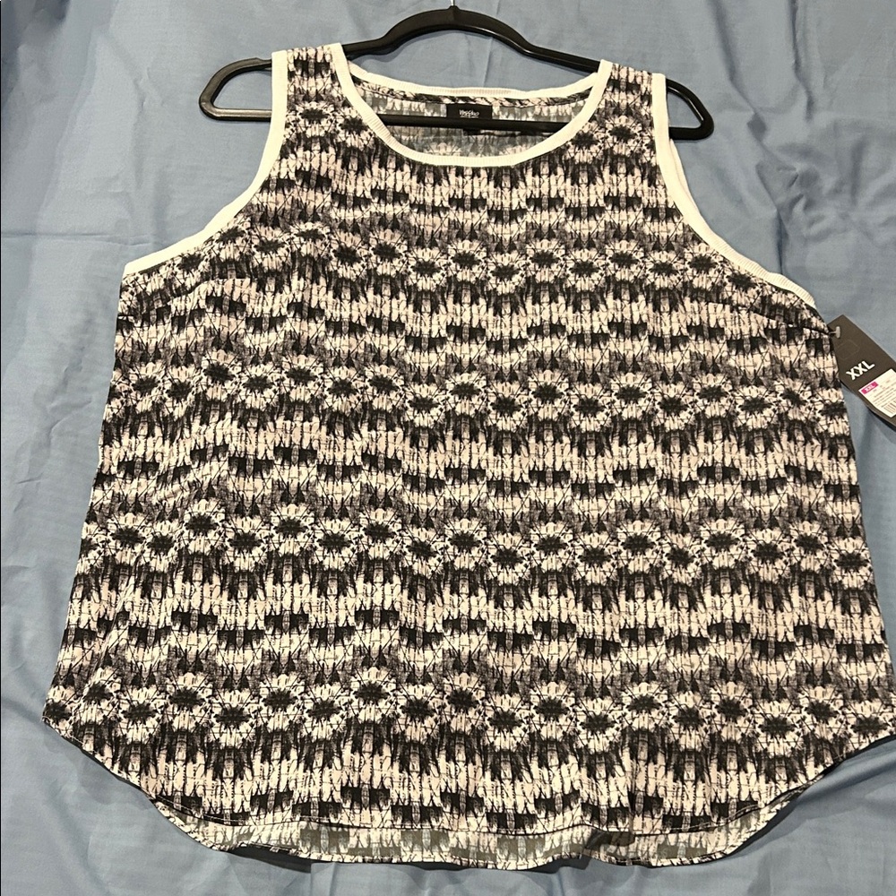 Mossimo Supply Co. Black and White Floral Tank Top